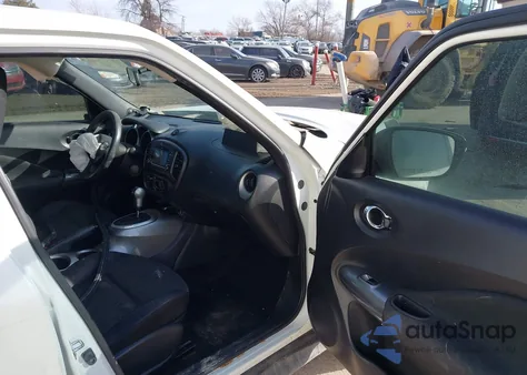 2015 Nissan Juke S z USA, uszkodzony, nr VIN JN8AF5MV4FT563084